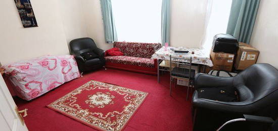 Property to rent in Harcourt Avenue, London E12