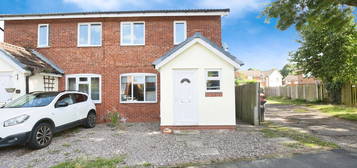 Maisonette for sale in Sorrel Drive, Kingsbury, Tamworth B78