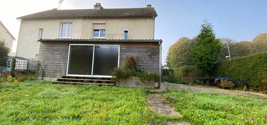 ECOUCHE LES VALLEES, maison 3 chambres proche des commerces