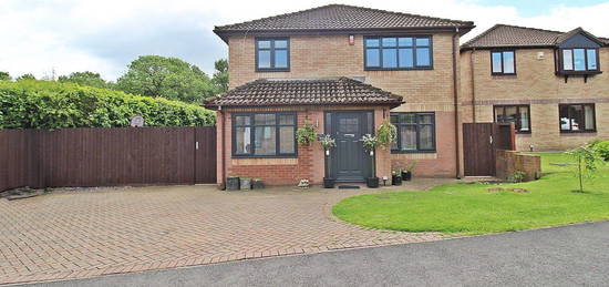 4 bed detached house for sale