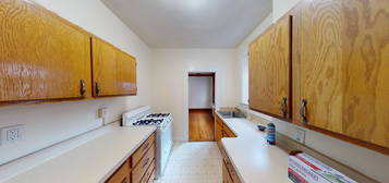 1384 Commonwealth Ave Apt 25, Allston, MA 02134