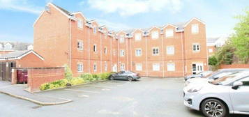 Flat to rent in Cygnet Gardens, St. Helens WA9