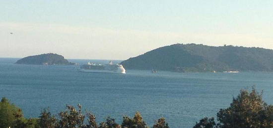 Trilocale buono stato, piano terra, San Terenzo, Lerici