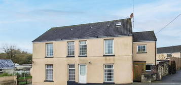 Flat to rent in Nanpean, St. Austell PL26