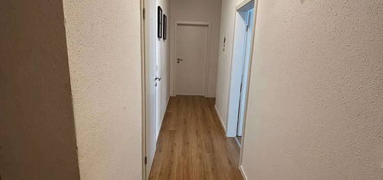 Schöne 2-Zimmer-Wohnung mit gehobener Innenausstattung mit EBK in Hanau