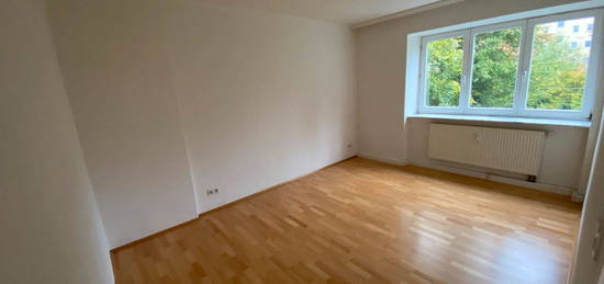 3-Raum Wohnung 62qm EF Dresdener Straße