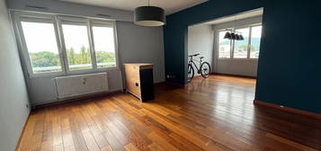 Appartement  à vendre, 3 pièces, 1 chambre, 64 m²