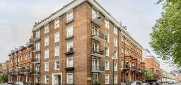 Flat to rent in Tedworth Square, London SW3