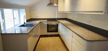 2 bed flat to rent