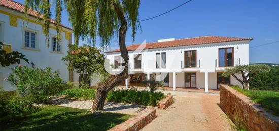 Quinta / Turismo Rural no Landal / Caldas da Rainha em terreno com cer