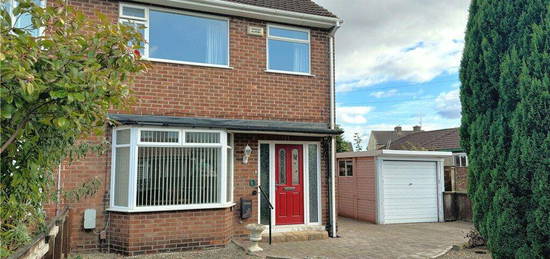 3 bedroom semi-detached house for sale