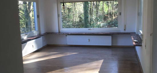 3 Zi-Wohnung mit 2 Terassen und Gartennutzung