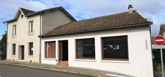 Maison ou local commercial (245m² au total dont 80m² de sous-sol + 25m² de cave)