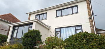 4 bed detached house to rent