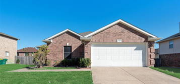 737 Capricorn St, Cedar Hill, TX 75104