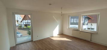 Neu renovierte 2 Zimmer Wohnung + Balkon