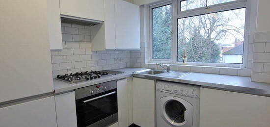 Flat to rent in Philip Court, 89 Hornsey Lane, Highgate, London N6