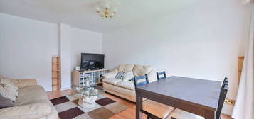 Flat for sale in Langdale Close, Elephant And Castle, London SE17