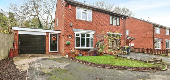 2 bed semi-detached house for sale