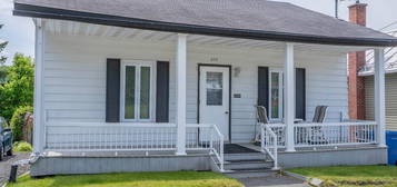 635, 9e Avenue
                        Beauceville