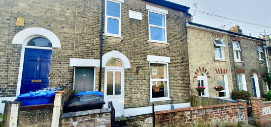 5 bed terraced house to rent