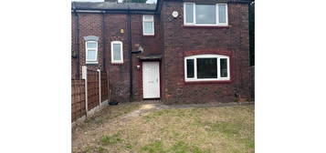 3 bed semi-detached house to rent