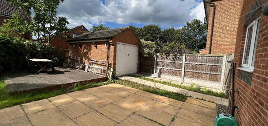 4 bedroom detached house to rent