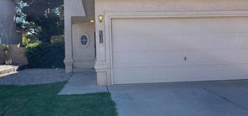 7320 Peregrine Rd NE, Albuquerque, NM 87113