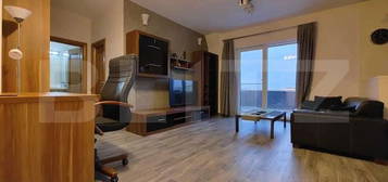 Apartament de 2 camere, 60 mp, modern, parcare, zona Iulius Mall