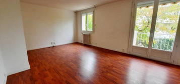 Appartement  à louer, 3 pièces, 2 chambres, 68 m²