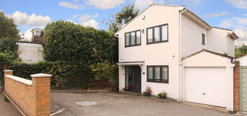 Detached house for sale in Lower Adeyfield Road, Hemel Hempstead HP2