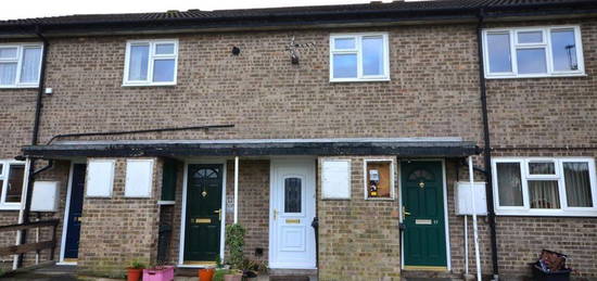 Flat to rent in Carentan Close, Selby YO8