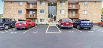 5350 Camelot Dr #33, Fairfield, OH 45014