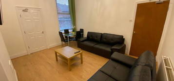 3 bed shared accommodation to rent