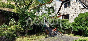 Maison 1 étage à vendre, 4 pièces, 2 chambres, 83 m²