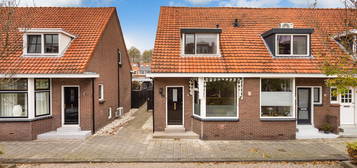 Oranjestraat 25