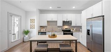 Novo Gateway | Apartments and Townhomes, Fort Myers, FL 33913