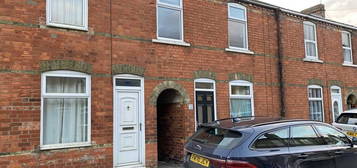 3 bed terraced house to rent