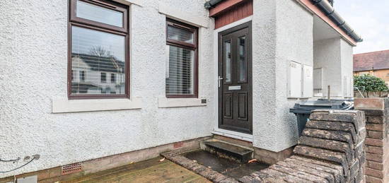 Flat to rent in Mcallister Court, Bannockburn, Stirling FK7