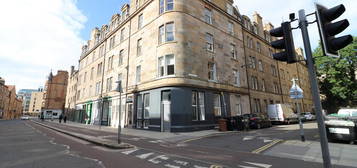 Flat to rent in Buccleuch Terrace, Newington, Edinburgh EH8