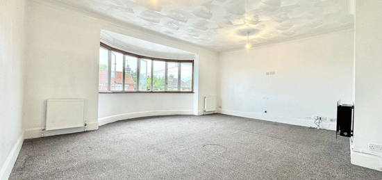 Maisonette to rent in Gilbert Road, Ramsgate CT11