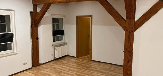 Drei Zimmer Wohnung in Bergen