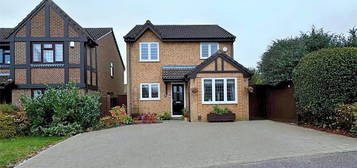 Detached house for sale in Skelton Close, Luton, Bedfordshire LU3