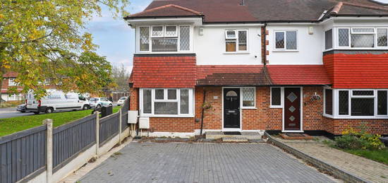 End terrace house to rent in Rous Road, Buckhurst Hill IG9