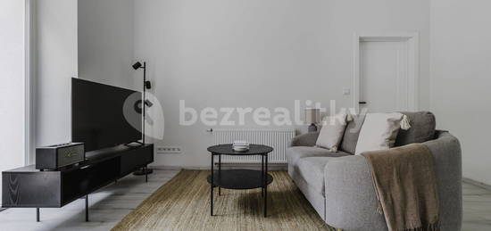 Pronájem bytu 2+1 47 m², Rostovská, Praha