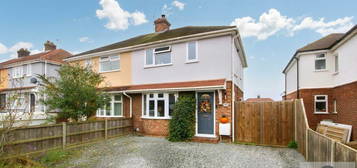 2 bedroom semi-detached house for sale