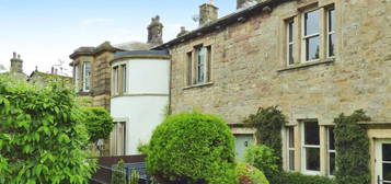 2 bed terraced house for sale