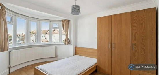 1 bedroom flat