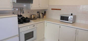 2 bed flat to rent