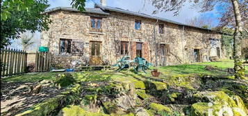 Maison traditionnelle 3 étages  à vendre, 7 pièces, 3 chambres, 130 m²